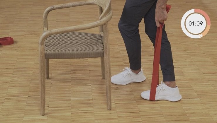 22.2.1 Äußere Bein-Rumpf-Übung (Schlaufe) rechts – Dehnen