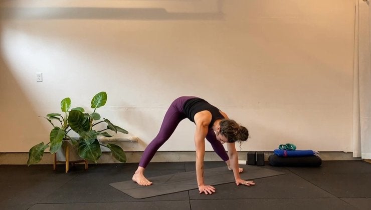 Fennel: Handstand Kick-Through Quickie 15 min. | Carrot Bow