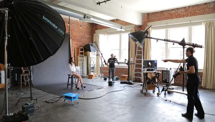 Compose Look Posing and Composition Look 3 | Posing & Retouching Video