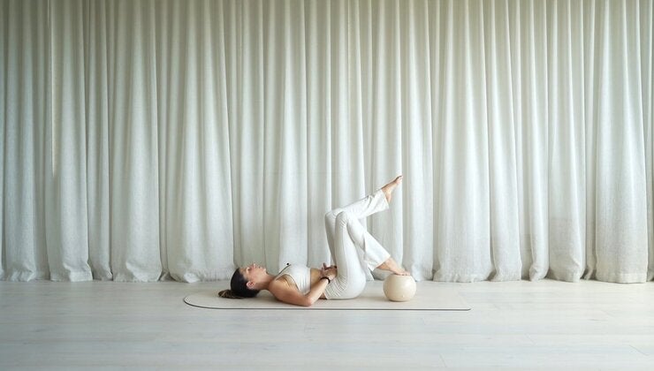 Deep Core Connection Pilates Ball