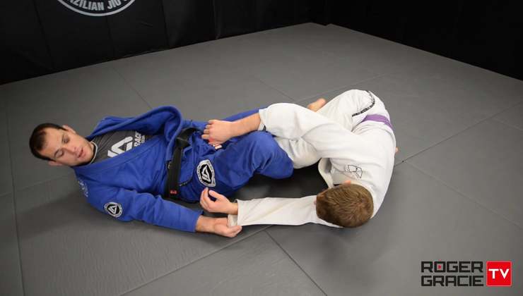 De La Riva Guard Sweep Variation 1