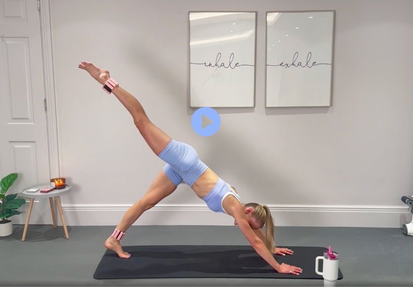 Total Sculpt: light-blue workout set, hands on the mat with one leg extended high.