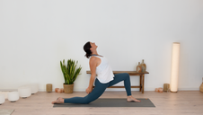 30 Min Vinyasa Tonique : Respirer, Bouger avec Fluidité