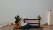 20 Min Yoga : Apaiser la Surstimulation Mentale