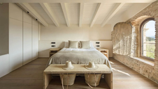 Luxurious Rooms for a Couple or a Single