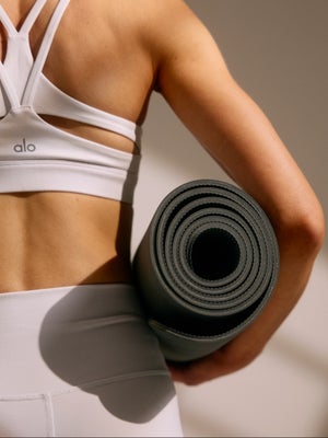 Postnatal 2: Back to the Mat