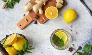 price option <p><span class="font-bold">Ayurveda Detox Woche</span></p>