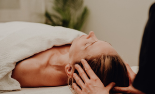 price option <div class="editor-content"><p style="text-align: center"><span style="font-size: 1.125rem"><strong>Expert</strong></span></p></div>