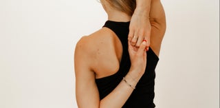 price option <div class="editor-content"><p>Annually </p></div>