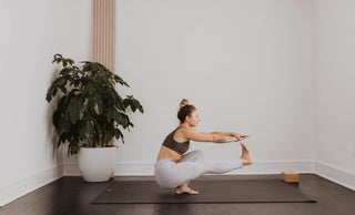 price option <div class="editor-content"><p style="text-align: left"><span>60-min. Advanced Funky Flow: </span></p><p style="text-align: left"><span>Hanstands + Pistols + Malasana</span></p></div>