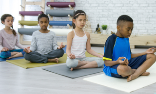 price option <div class="editor-content"><p><span style="font-size: 1.125rem; color: rgb(237, 32, 10)">KIDS YOGA &amp; PLAY</span></p></div>