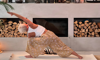 price option <div class="editor-content"><p><span style="color: rgb(0, 0, 0)">Live tunti 5.4. klo 15-16.00</span></p></div>