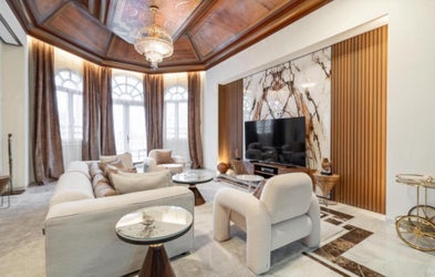 <div class="editor-content"><p>Living Space</p></div>