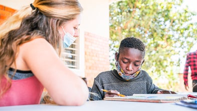 <div class="editor-content"><p>Heart of the Bride</p><br></div>