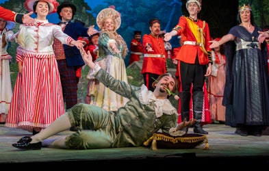 <div class="editor-content"><p style="line-height: 1"><span style="font-size: 0.875rem"><strong>Patience</strong>, Peak Opera</span></p></div>
