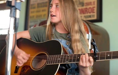 <div class="editor-content"><p>Handmade Music School</p></div>