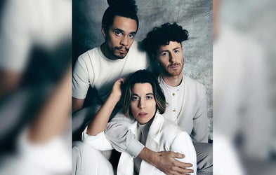 <div class="editor-content"><p><strong>ARBRE</strong></p><p>Samstag 09. Mai, 21h30</p><p><em>Der Klangteppich wird lang und länger, und was darauf anklingt, scheint in einem grossen Traum ineinander zu verschmelzen</em> </p></div>