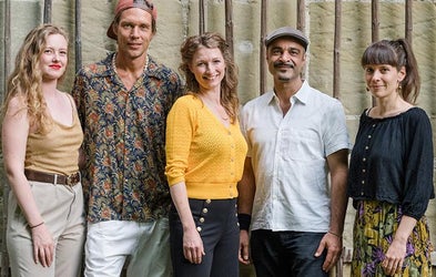 <div class="editor-content"><p><strong>Nicole Johänntgen “Robin”</strong></p><p>Donnerstag 07. Mai, 21h00</p><p><em>Diese Musik will nicht neu erfunden werden. Sie soll Freude machen, und wie sie das tut!</em></p></div>