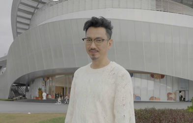 <div class="editor-content"><p><span style="color: rgb(0, 115, 255)">Jonathan LI 香港</span></p><p><span style="color: rgb(0, 115, 255)">化妝總監 MOD 化妝學院</span></p></div>