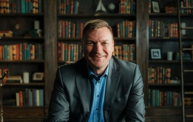 <div class="editor-content"><p style="line-height: 1"><span style="font-size: 1.25rem; line-height: 1"><strong>Managing Anxiety: Yours and Theirs</strong></span></p><p>Steve Cuss</p></div>