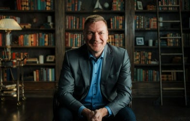 <div class="editor-content"><p style="line-height: 1"><span style="font-size: 1.25rem; line-height: 1"><strong>Managing Anxiety: Yours and Theirs</strong></span></p><p>Steve Cuss</p></div>