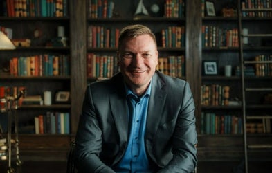 <div class="editor-content"><p style="line-height: 1"><span style="font-size: 1.25rem; line-height: 1"><strong>Managing Anxiety</strong></span></p><p>Steve Cuss</p></div>