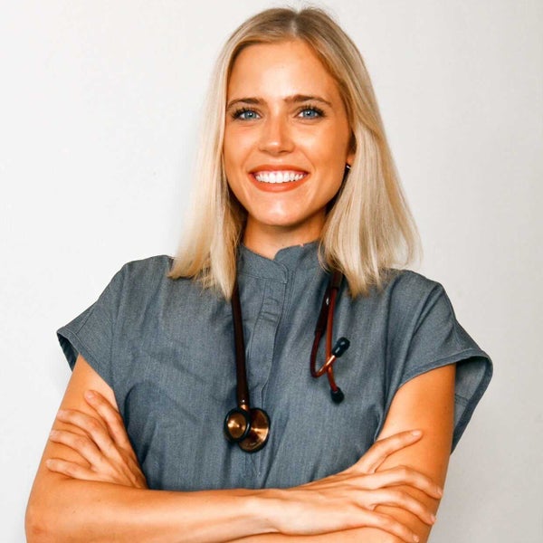 <div class="editor-content"><h3><span style="font-size: 2.25rem">What Our Members Are Saying</span></h3><p><strong>Join an encouraging community </strong>of dancers who share your passion for movement!</p><br></div>