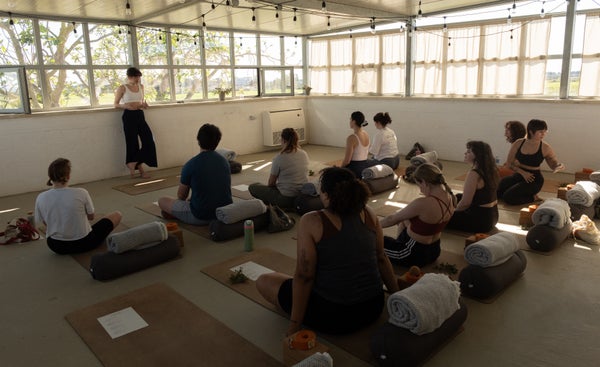 <div class="editor-content"><p><span style="font-size: 1.5rem">For the ones fitness keeps failing <em>(not the other way around!)</em></span></p><br><p><span style="font-size: 0.875rem">let moving feel natural  with&nbsp;anatomy-led strength &amp; mobility built around how you feel</span></p></div>