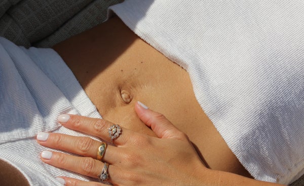 <div class="editor-content"><p><span style="font-size: 2.25rem; color: rgb(111, 77, 51)"><strong>+ de 3000 femmes accompagnées.</strong></span></p><br><p><span style="color: rgb(111, 77, 51)">Résultats visibles et ressentis dès les premières semaines.</span></p></div>