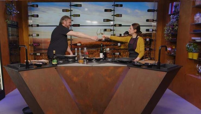 The Sauce is in the Glass: S3E1 Baden