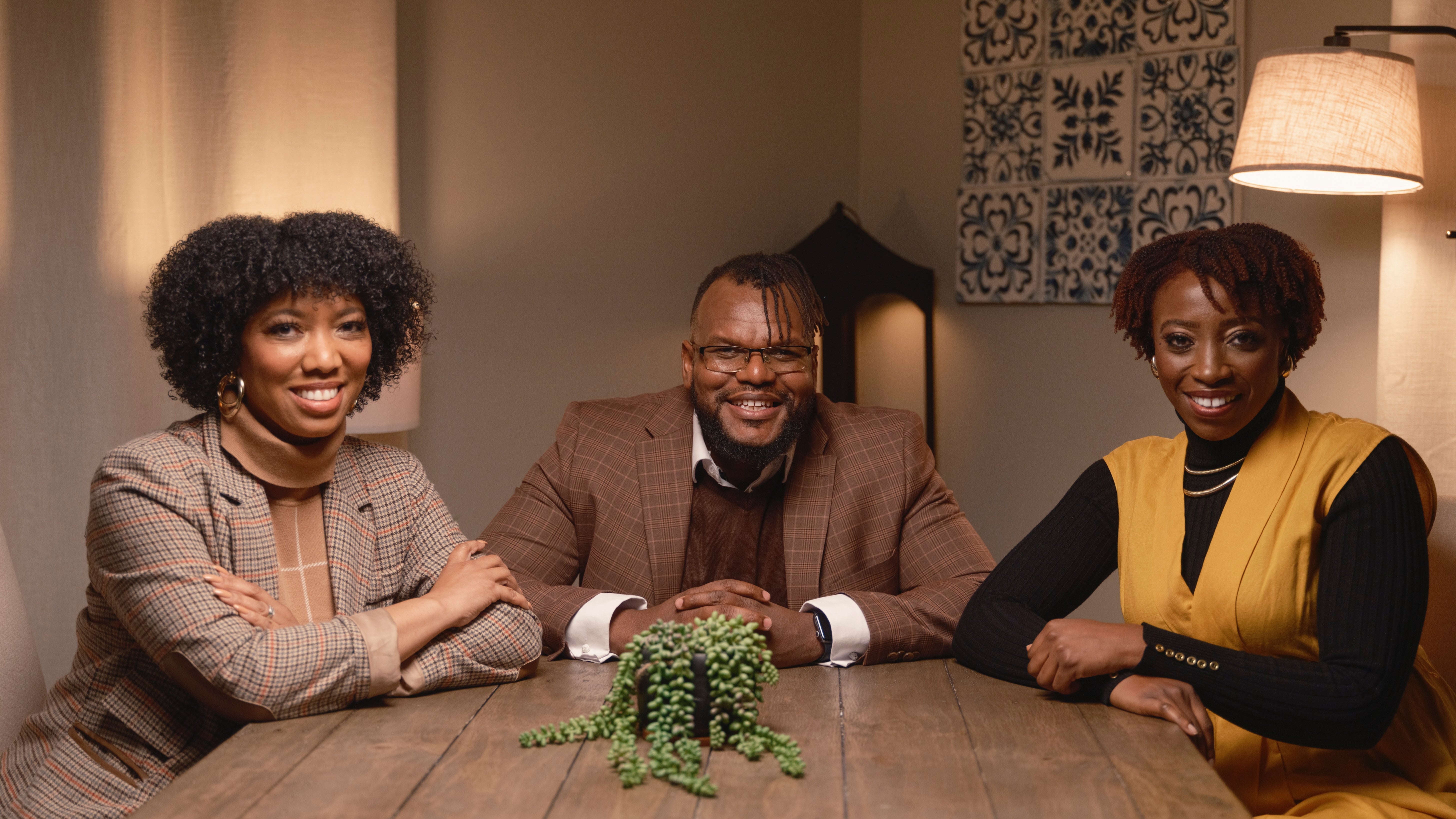 Get into Ephesians with Truth's Table (10+ Users)