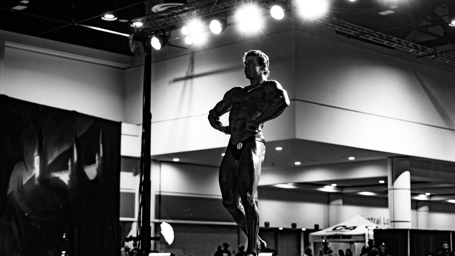THE ART OF WEIGHTLIFTING