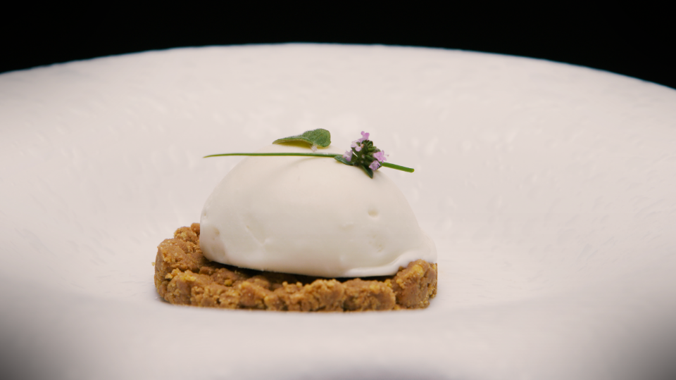 Gelato di mandorle allo zola