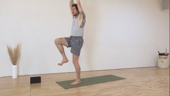 Vinyasa with Ryan: a rinse for the spine.