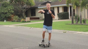 Hands Up | Movements | Street Skate