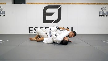 Passing The Quarter Guard To Full Mount