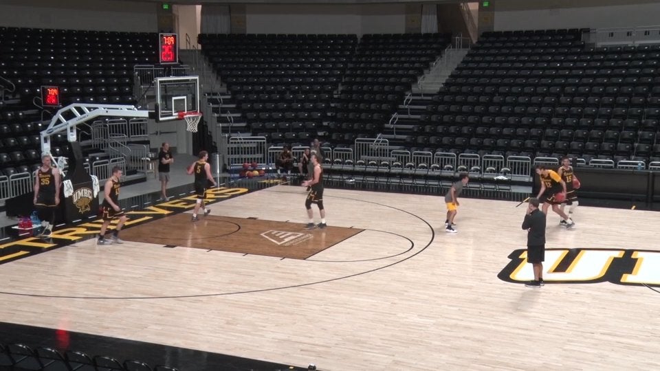 Drive & Kick 4 Out Motion Offense & Drills