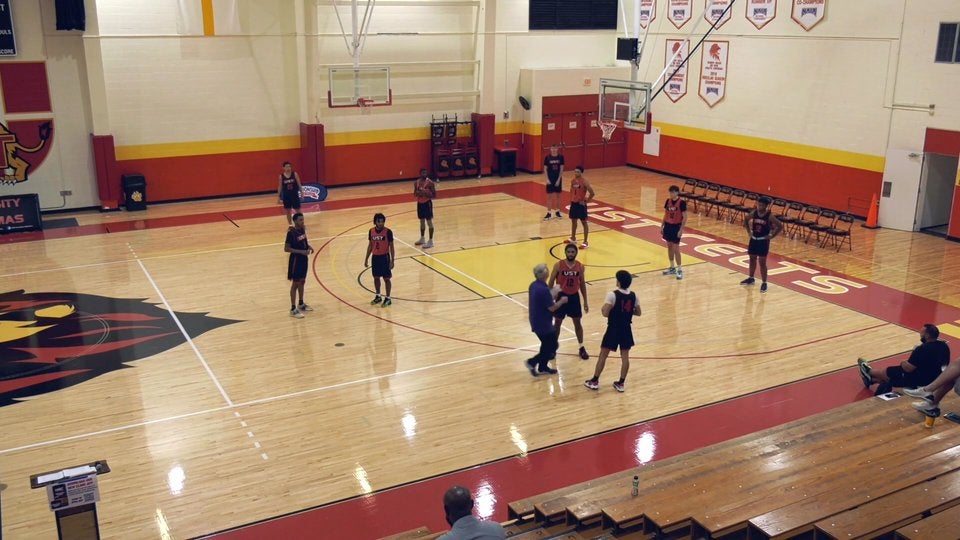 Unpredictable & Attacking Match-Up Zone Offense (+ Transition Game, Set ...