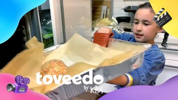 Surprise Sprinkle Cookies