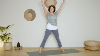 Yoga Anti-Vata pour Apaiser le Stress et l’Anxiété