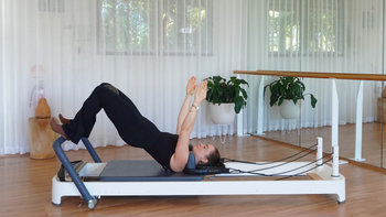 Reformer Flow 3 With Caitlin 
