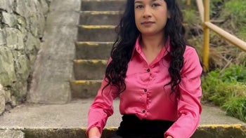 Jaz Making Some Wet TikToks 02