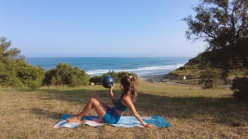 Pilates Flow #4 en 10mn - Série 1 Abdo