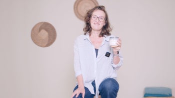 Un verre d'eau chaude le matin : un rituel ayurvédique essentiel