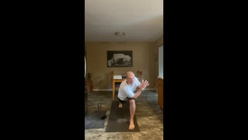 Vinyasa Flow EXPRESS class with Martin - 202