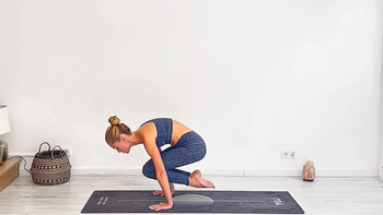 34 min arm balance & inversions vinyasa 