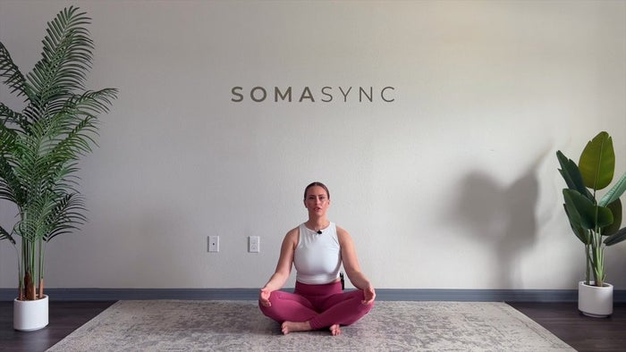 Pendulation Between Comfort + Tension (Somatic Experiencing) (6 Min.)
