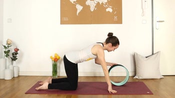 Séance Roue de Yoga pour Douleur au Dos