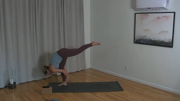 10/10/25 Flow with Shelby: Organize The Body To Be Here Now (twists and hips)