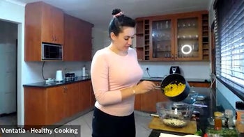 Healthy Cooking- Street Corn Salad with Greek Yogurt - Trainer-Focused View- Ventatia